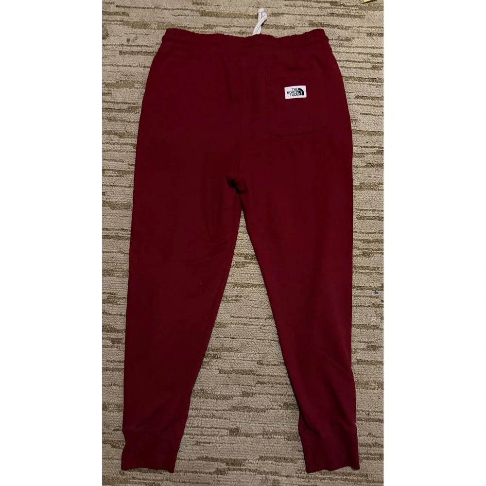 The North Face Mens Heritage Patch Joggers Burgundy Red Sweatpants Size Medium